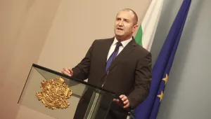 Президентът все още не е подписал указа за освобождаването на Младен Маринов
