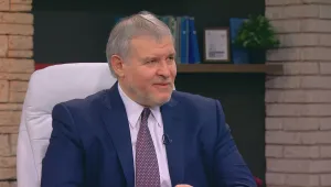 Румен Христов: Кабинетът няма да изкара пълен мандат 
