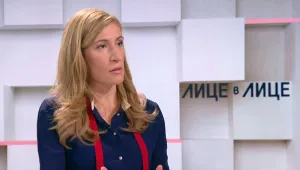Николина Ангелкова: Няма напрежение в кабинета