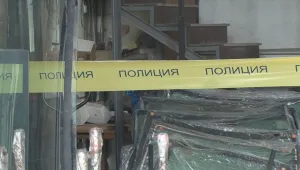 Асансьор с работници пропадна в завод в Бургас