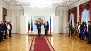 Румен Радев отличи с орден „Стара планина“ гръцкия посланик у нас