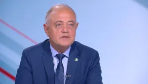 Атанас Атанасов: Проект на Петков и Василев би бил в сянката на президента