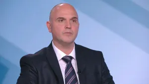 Депутат от ИТН: „Автомагистрали“ е фирма касичка