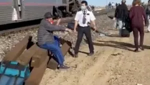 Три жертви и десетки ранени след дерайлиране на влак в САЩ