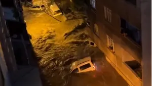 Проливни дъждове и в Истанбул