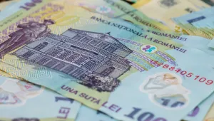 Минималната заплата в Румъния става 3700 леи