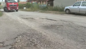 Протест срещу тежкотоварния трафик в мездренско село 