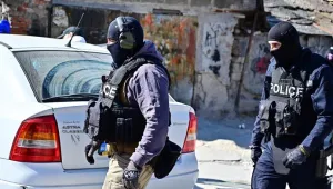 Откриха стоки с лого на защитени марки за близо 2 млн. лв. в склад във Варна