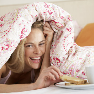 Забравете пералнята: използвайте скандинавския трик за чисти завивки и одеяла 