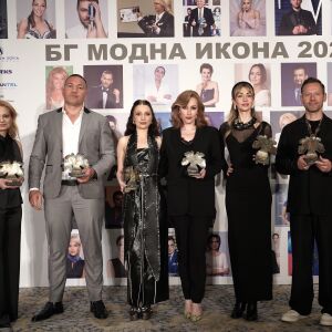 Академията за мода връчи наградите „БГ модна икона 2026“ - ето кои са отличените (СНИМКИ)