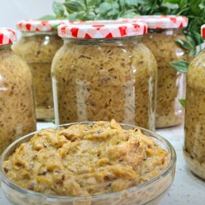 Бял айвар: домакините полудяха по тази рецепта с невероятен вкус и се приготвя за час