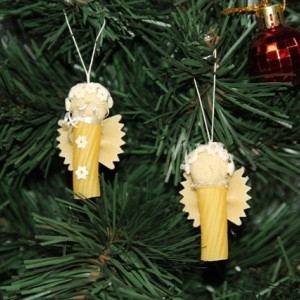 Ангелчета от макарони - коледна украса от шкафа в кухнята (СТЪПКА ПО СТЪПКА)