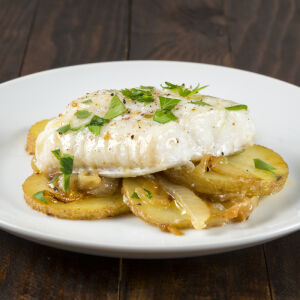 Постни рецепти на деня: 4 декември: Риба на пара с варени картофи