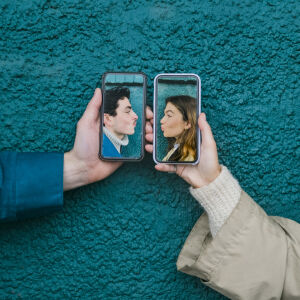 Възможни ли са дългосрочни отношения от онлайн запознанства? 