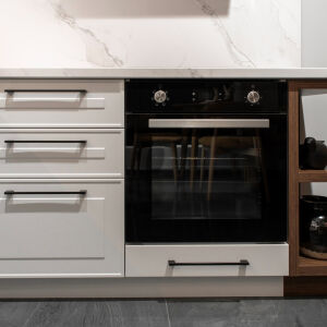 За какво служи малкото чекмедже под фурната (СНИМКИ+ВИДЕО)