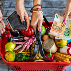 Защо винаги купуваме повече в магазина? Ето какво показват изследванията