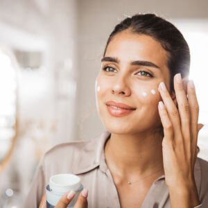 Гладка кожа и здрава коса през 2026 - ето как да го постигнете бързо и лесно (ВИДЕО)