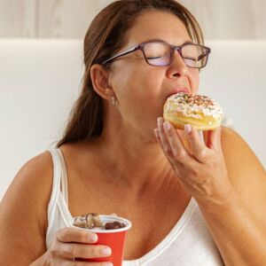 Какво е обяснението зад желанието за десерт дори след като преядем? (ВИДЕО)