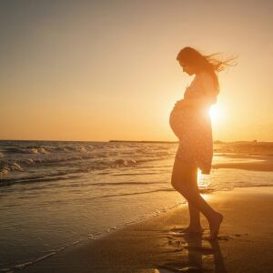 Лятото и фертилността: Има ли връзка?