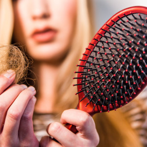 Косопад след бременност или стрес? Къде в София да открием ефективно и дълготрайно решение?