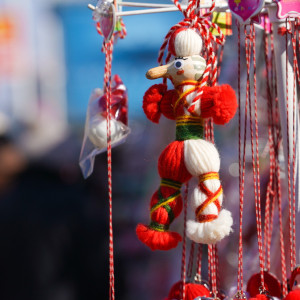 На коя ръка се носи мартеница? (ВИДЕО)