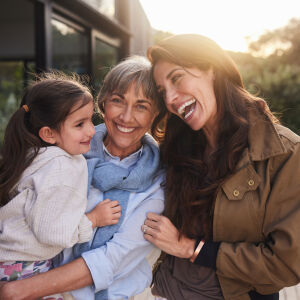 Връзката между майка и дъщеря: 10 красиви мисли от знаменитости (СНИМКИ + ВИДЕО)