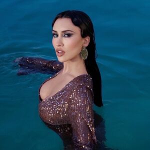 Санта Китана от "Ергенът" 5 открито за мъжете: Пари винаги ще има, важно е любовта да е налице! (ВИДЕО)