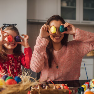 Какво издава начинът, по който боядисвате великденските яйца за вашата личност (ВИДЕО)