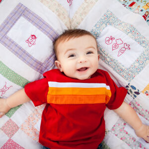 Кръщават бебета с името - Шест-Седем