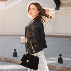 Искате ли да заблестите? Вижте защо всяка juicy couture чанта става обект на желание в социалните мрежи