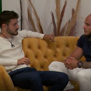 Джан Микеле напусна след плюнки и обиди - най-интересното от &quot;Ергенът: Любов в рая&quot;, еп. 42 