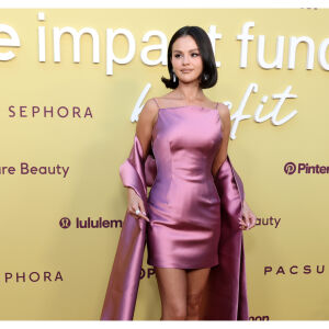 &quot;Трябва да се разсмееш от сърце&quot;: Селена Гомес с топ съвети за психичното здраве (СНИМКИ)