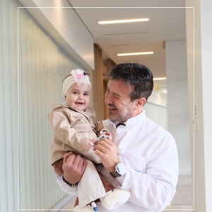 11-месечната Адриана: от тежката диагноза до животоспасяваща трансплантация