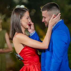 Дениз и Виктор на първа среща: Танци, красиви гледки и есктремни преживявания (ВИДЕО)