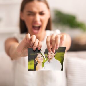 Защо се влюбваме отново в „копие“ на бившия?