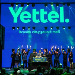 Yettel отбеляза 25-годишнината си чрез разказ за историята на свързаността 