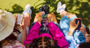 В Белгия се готвят да забранят социалните мрежи за деца