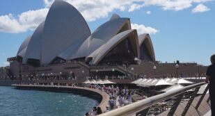 bTV Репортерите: Мисия Австралия. Да живееш по правилата