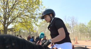 Малки жокей с големи приятели: Тази година се проведе турнирът по конен спорт с участието и на деца 