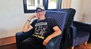 Морди Фербер: Не превръщам сцената в терапевтичен кабинет, но емоциите ми са истински