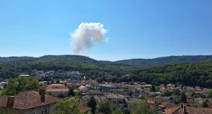 Взривът край Белица: BG ALERT, открити боеприпаси и версия за умишлен палеж (ОБЗОР)