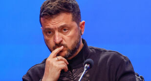 Зеленски отхвърли критиките на Тръмп относно украинските удари по руската петролна индустрия