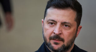 Зеленски нареди специални операции срещу руската военна промишленост