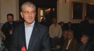 „Пазете Земята“: България се прости с космонавта Александър Александров (ОБЗОР)