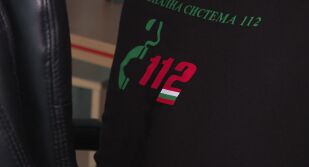 Дежурство с първата помощ: Екип на bTV в диспечерския център на спешния телефон 112