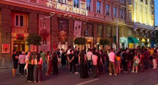 Пореден протест пред НАТФИЗ: Искането е за незабавната оставка на ректора