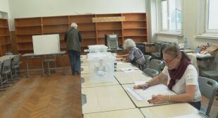 По изборите в страната: 11 кандидати са избрани на първи тур