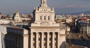 България е изпълнила всички 40 препоръки за борба с прането на пари и вече е извън „сивия“ списък