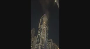 Отломки от ирански дрон удариха луксозен небостъргач в Дубай (ВИДЕО)