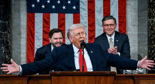 Тръмп: Прекалено рано е да се говори за конфискуване на петрола на Иран